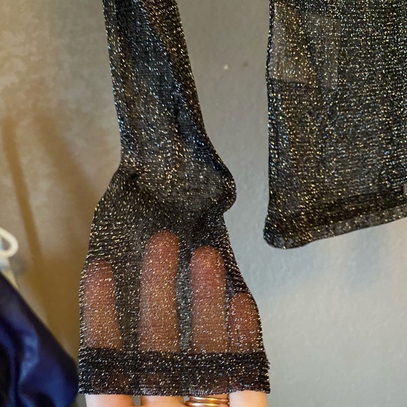 GUESS sheer metallic long sleeve top - XS - Picture 6 of 7